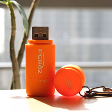Fashion and convenient USB charging type mini flashlight